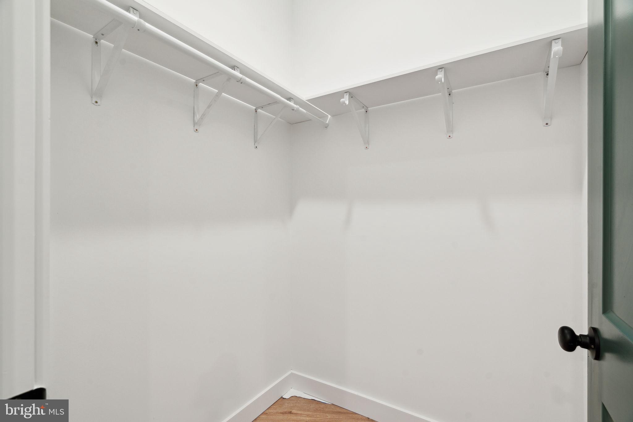 4181 MANTUA AVE #5