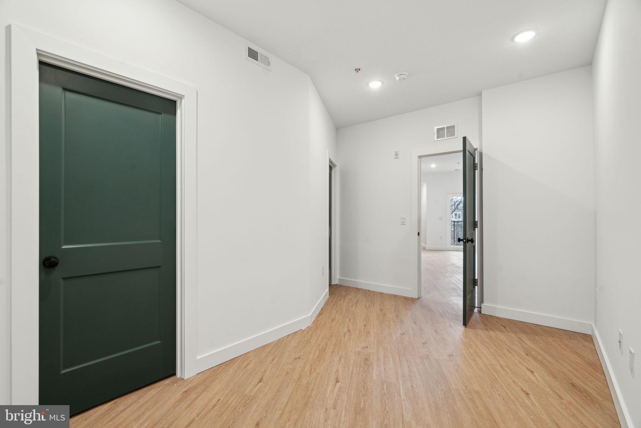 4181 MANTUA AVE #5