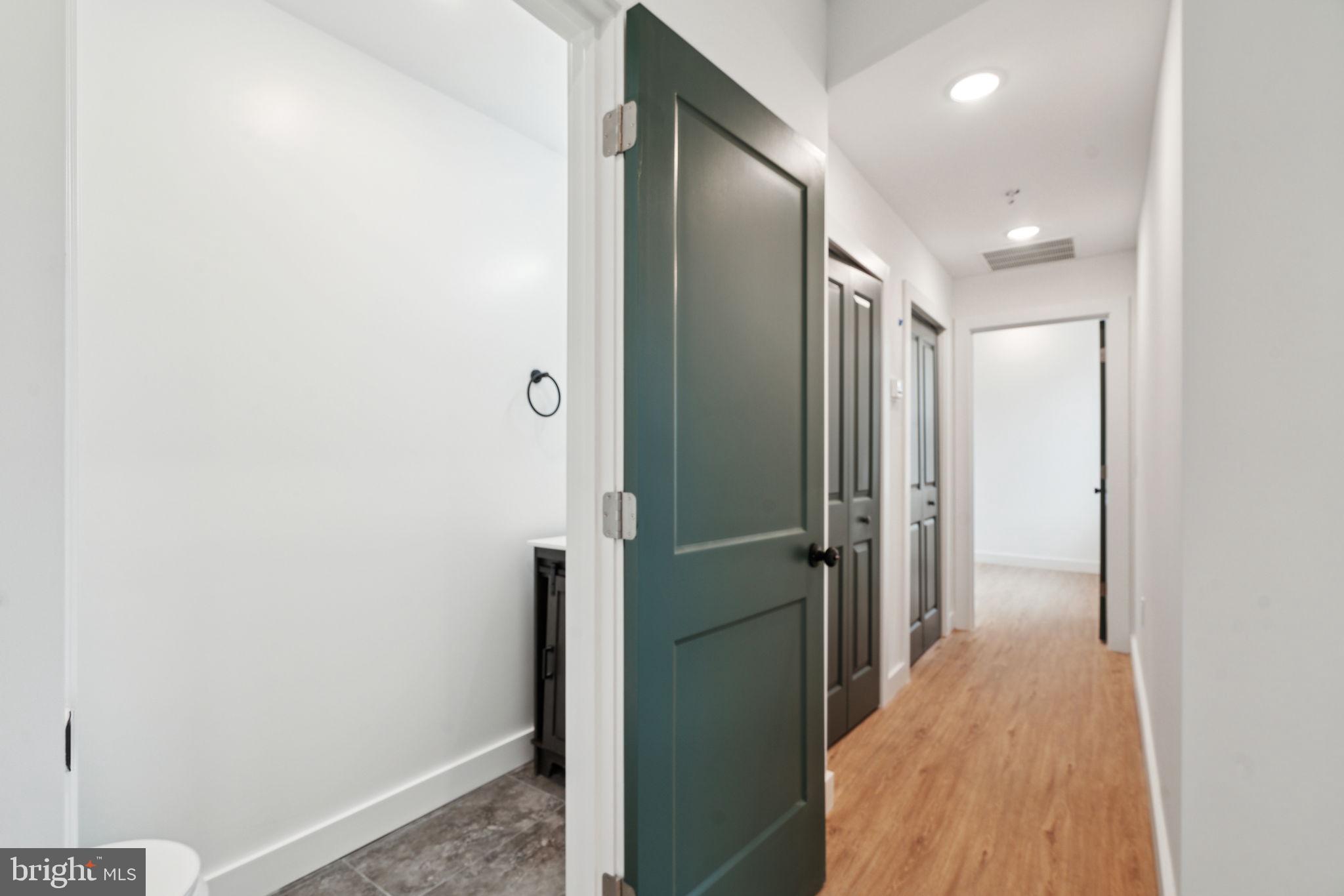 4181 MANTUA AVE #5