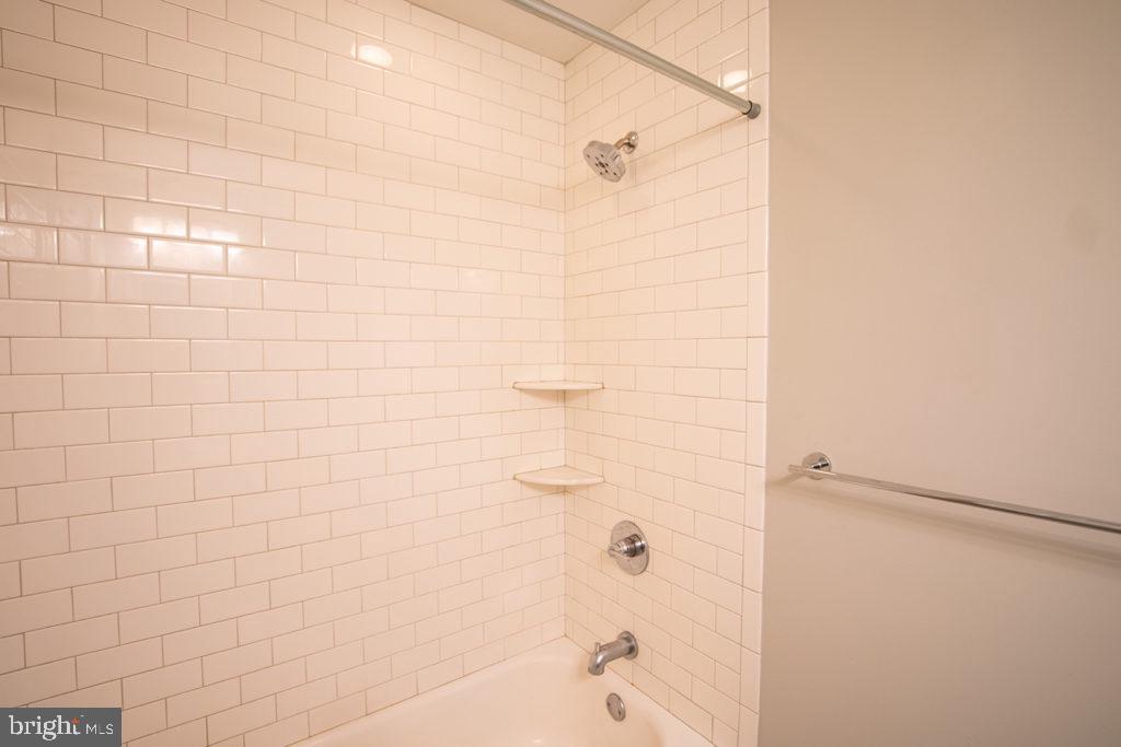 1607 CATHARINE ST #UNIT C