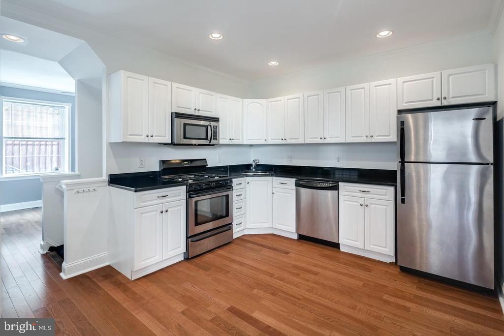 2109 KIMBALL ST