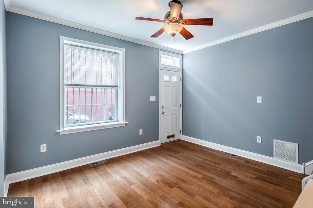 2109 KIMBALL ST