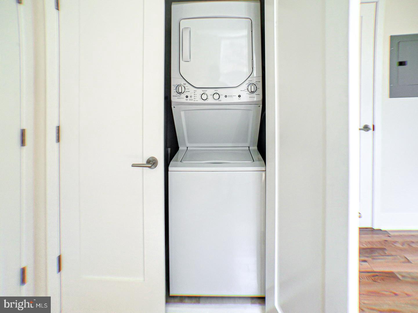 1242 POINT BREEZE AVE #UNIT 305