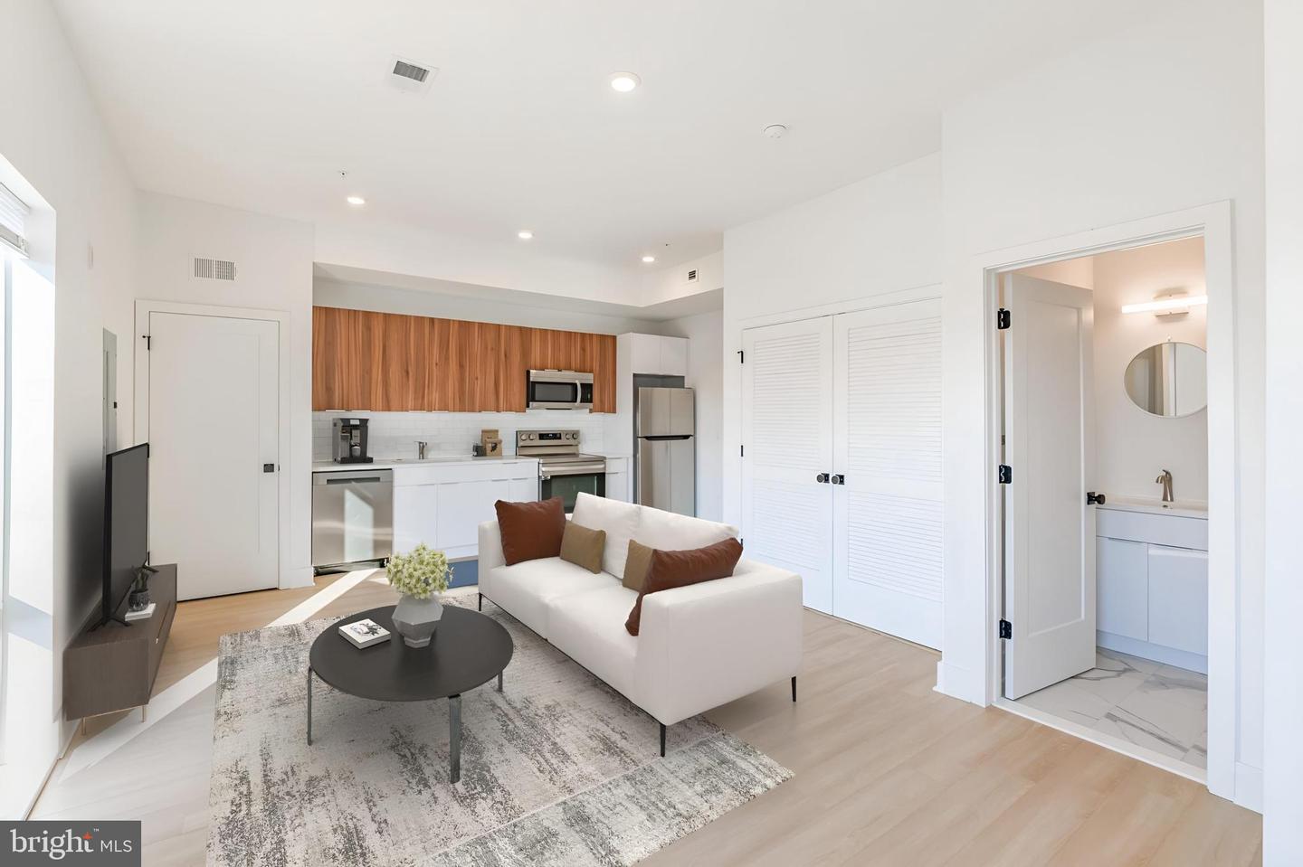 4200 LANCASTER AVE #UNIT 205