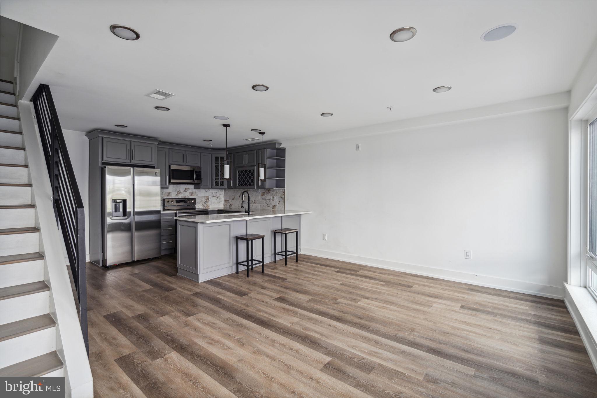 1930 N 2ND ST #1B
