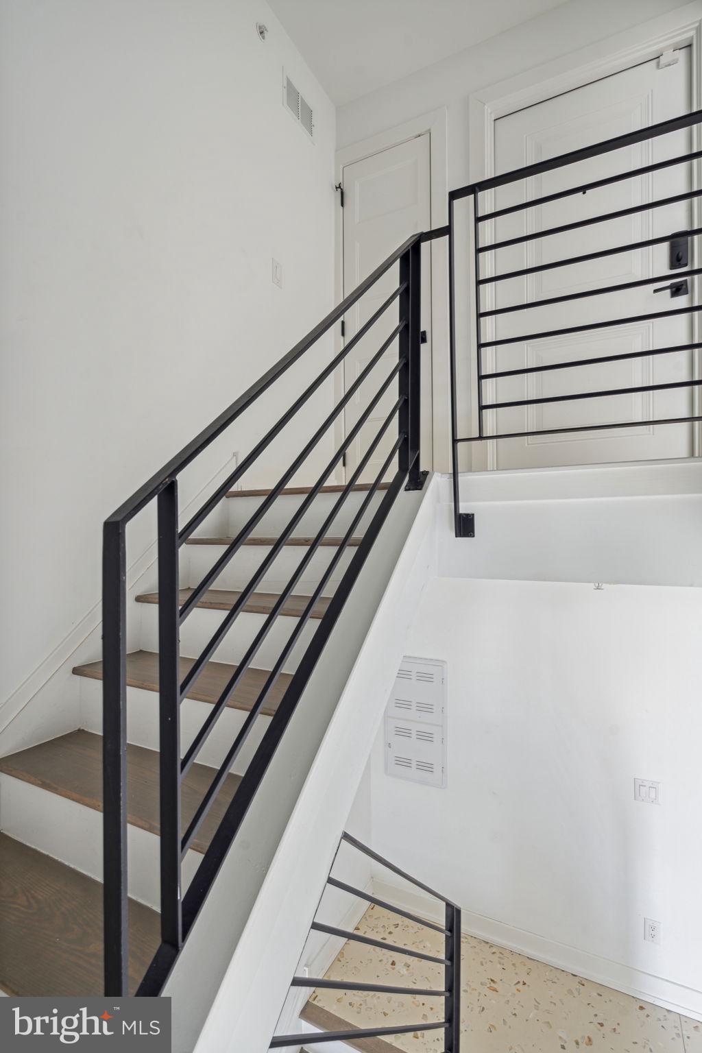 1930 N 2ND ST #1B