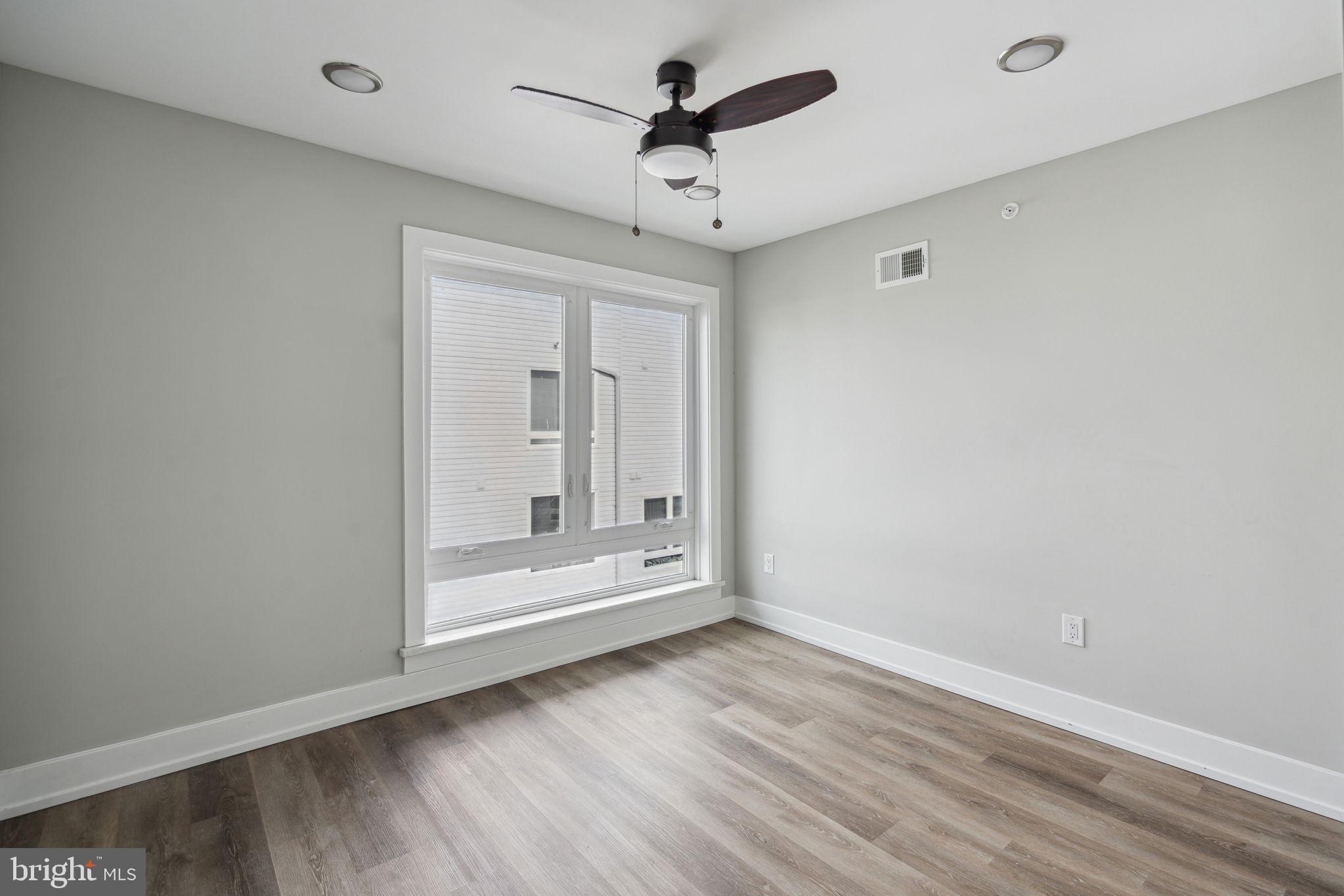 1930 N 2ND ST #1B