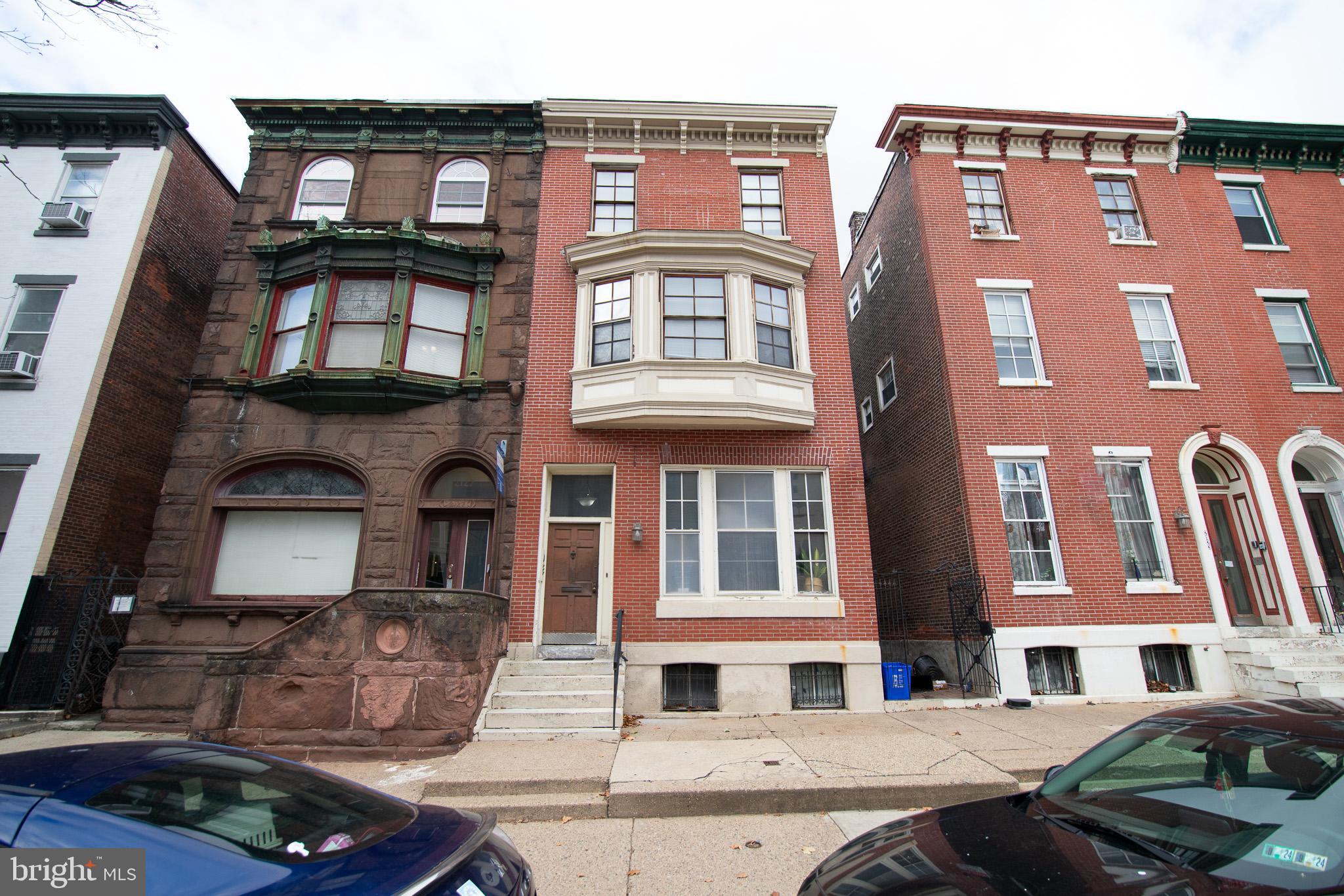 2123 SPRING GARDEN ST #UNIT 1R
