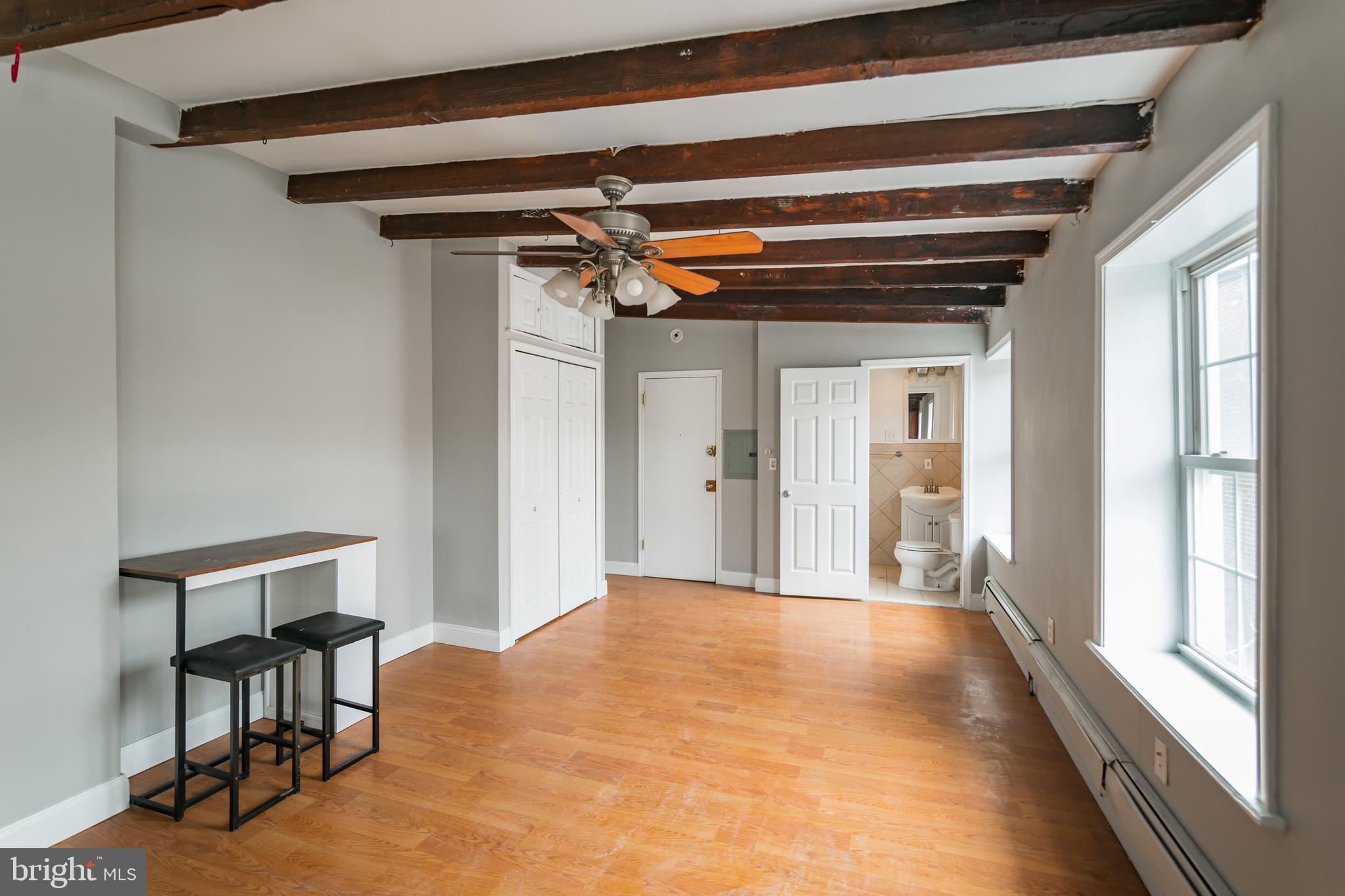 2123 SPRING GARDEN ST #UNIT 3R