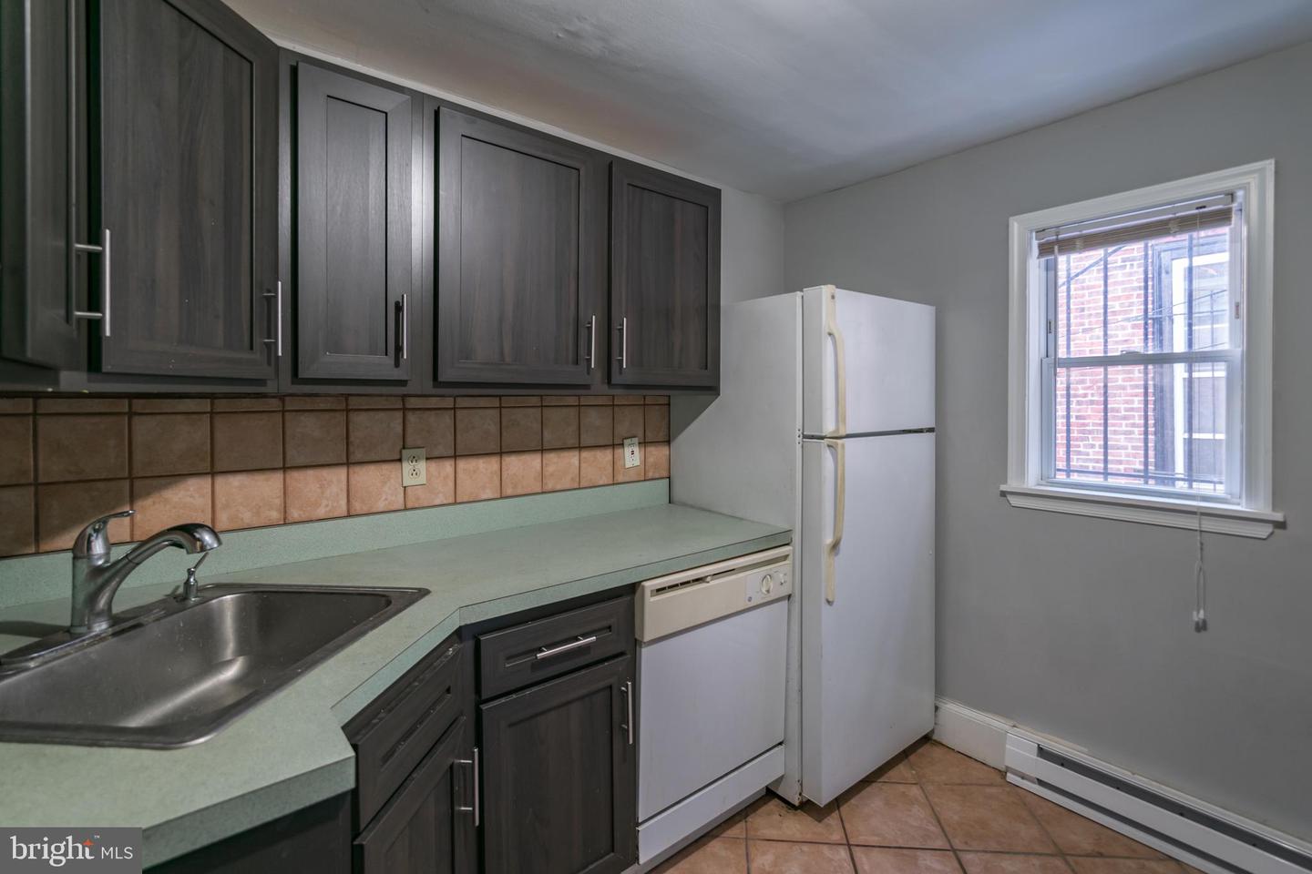 1933 SPRING GARDEN ST #UNIT 1R