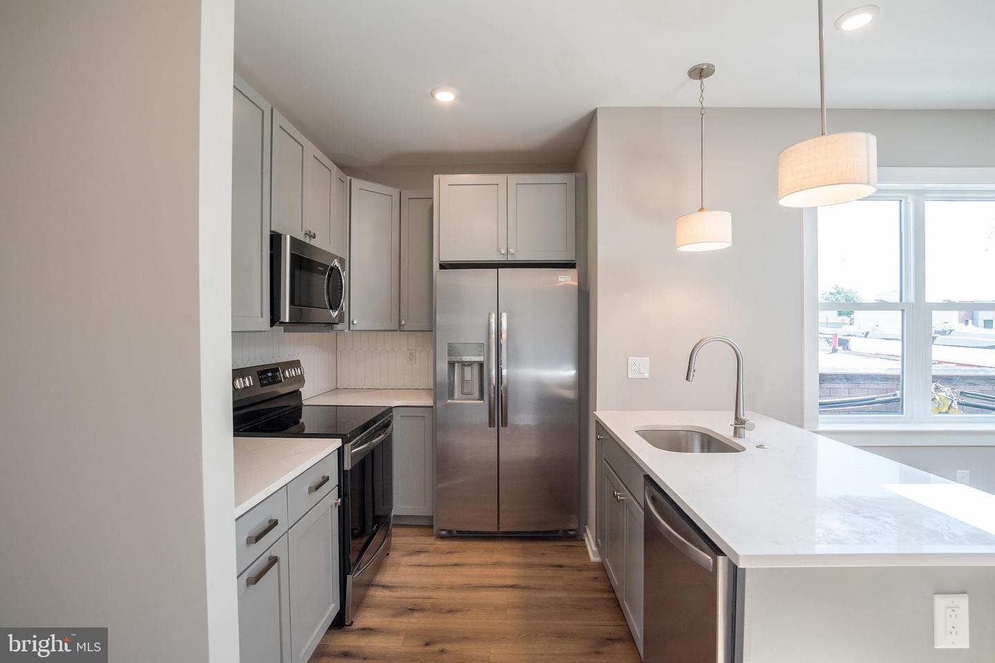 5007 PENTRIDGE ST #UNIT 3R