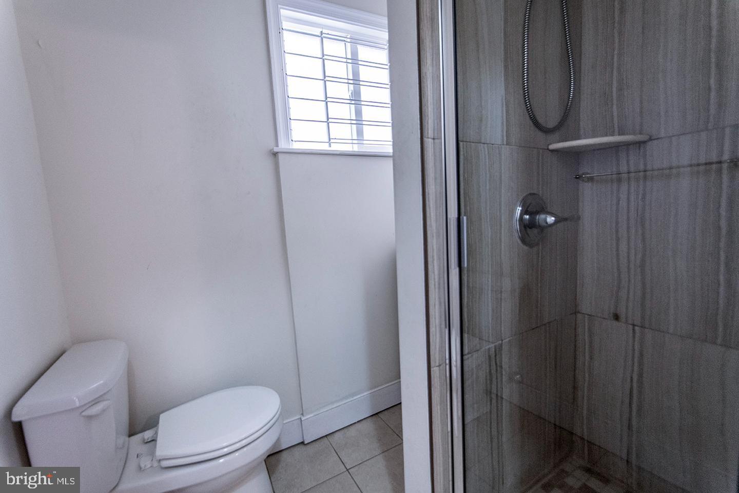 1200 POINT BREEZE AVE #201