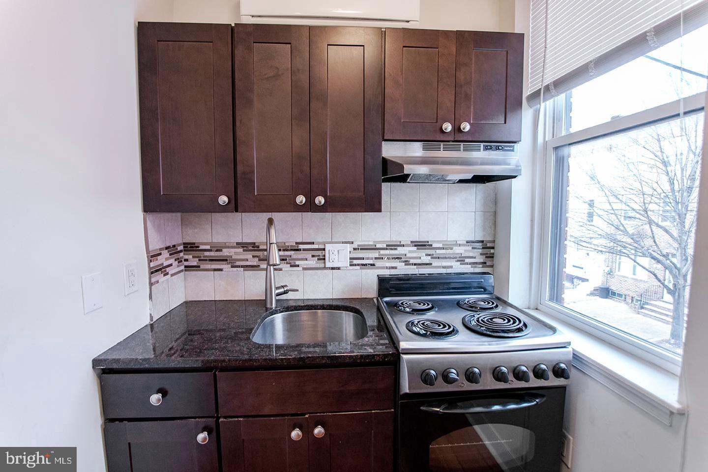 1200 POINT BREEZE AVE #201