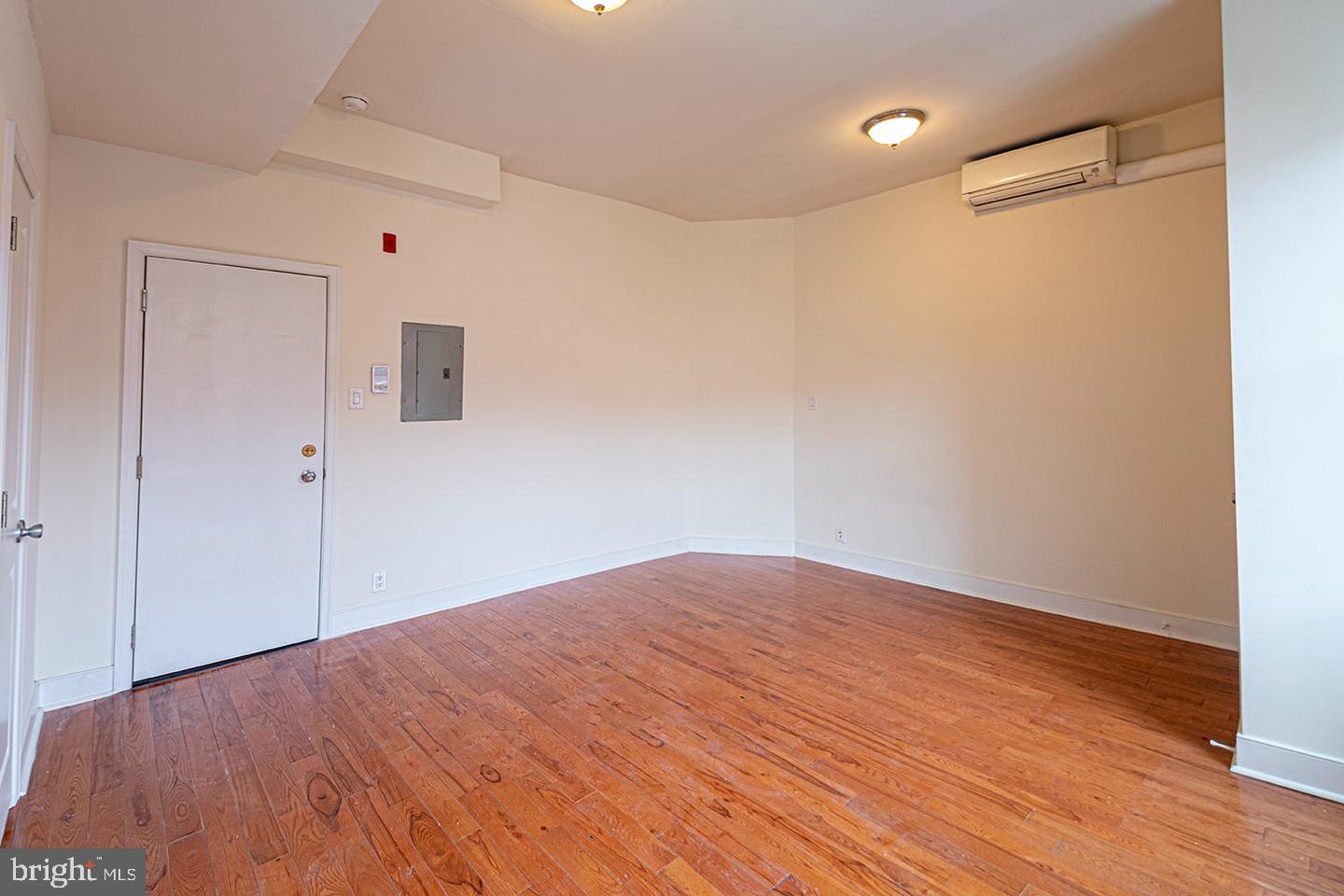 1200 POINT BREEZE AVE #UNIT 202