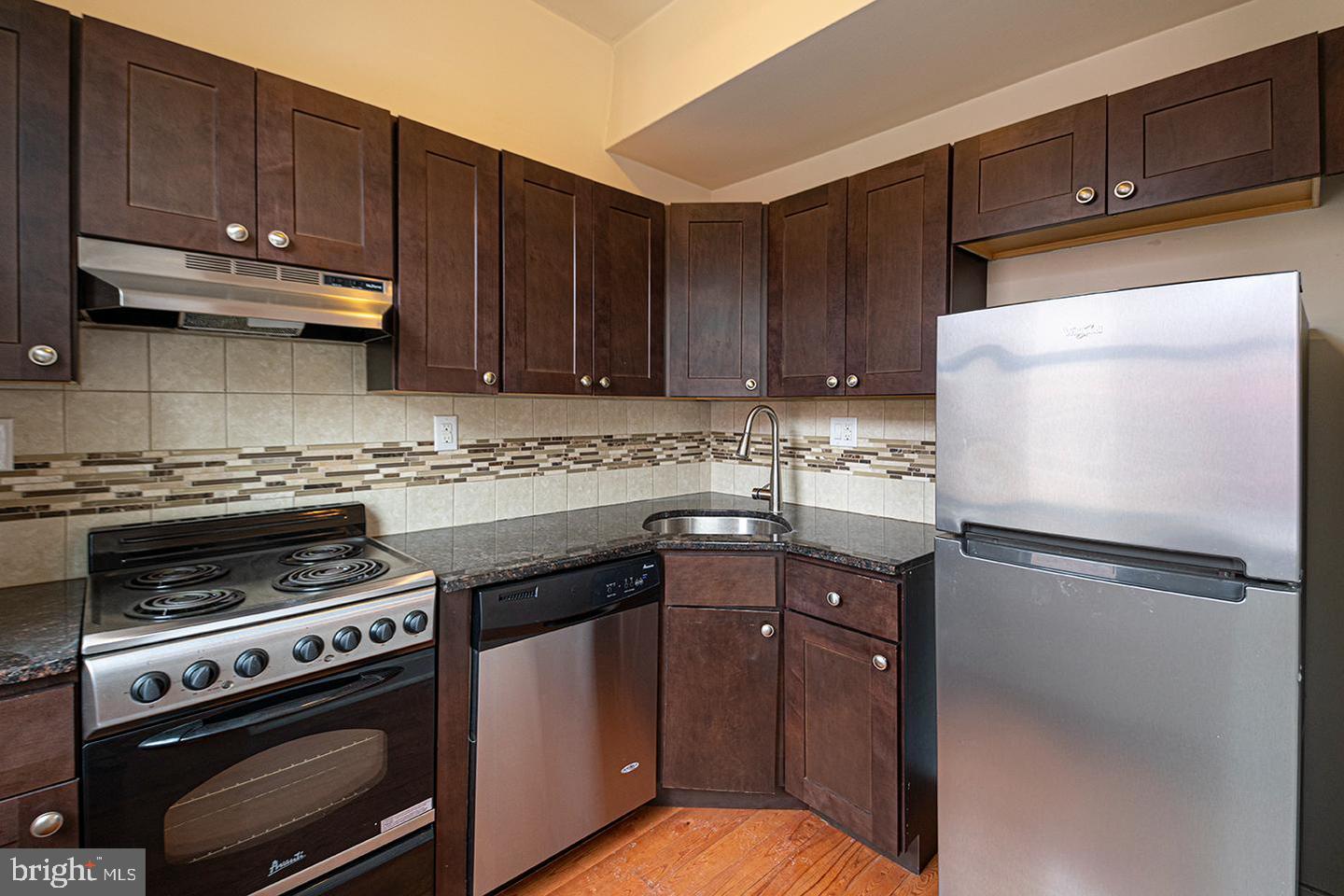 1200 POINT BREEZE AVE #UNIT 202