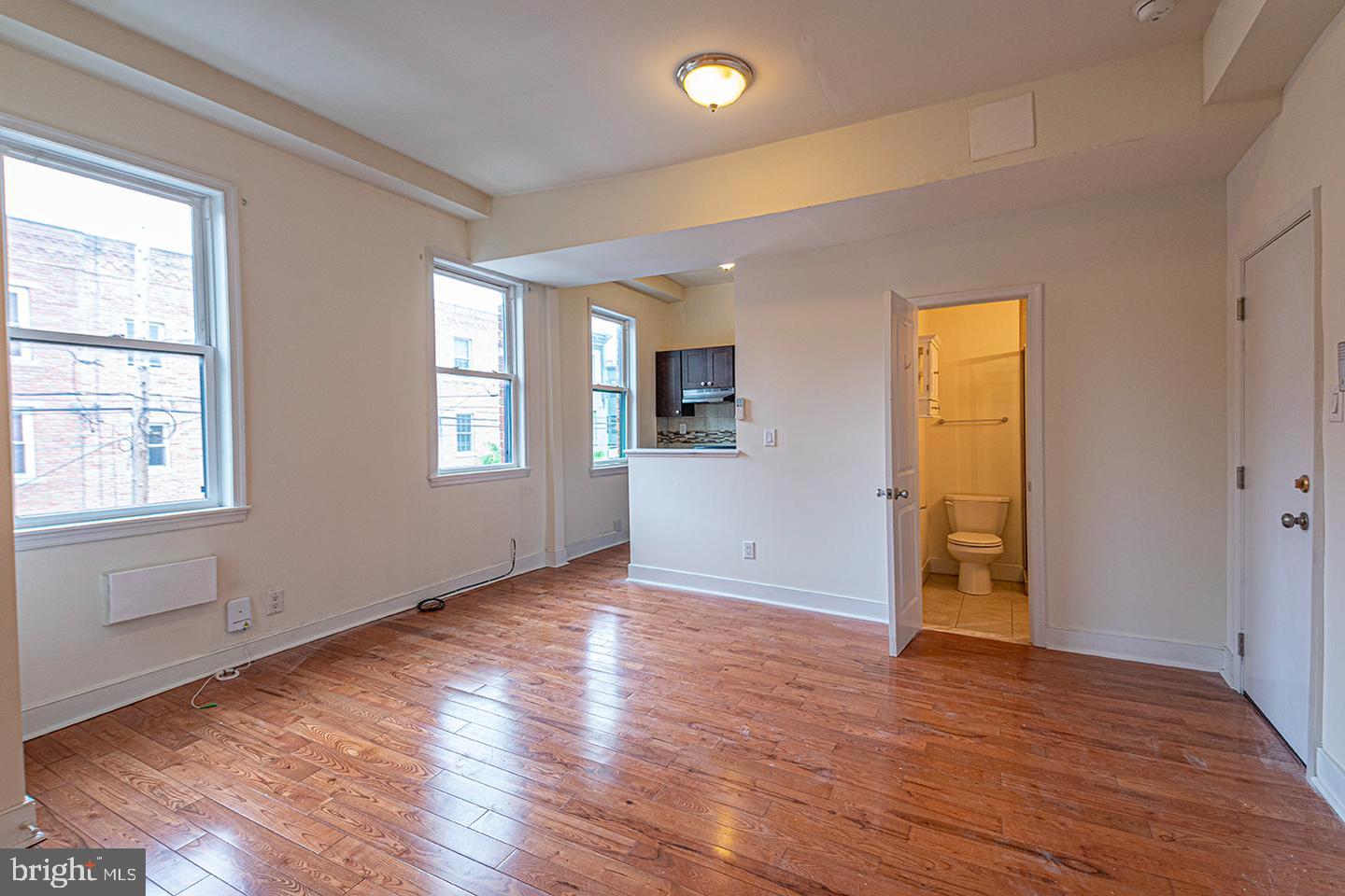 1200 POINT BREEZE AVE #UNIT 202