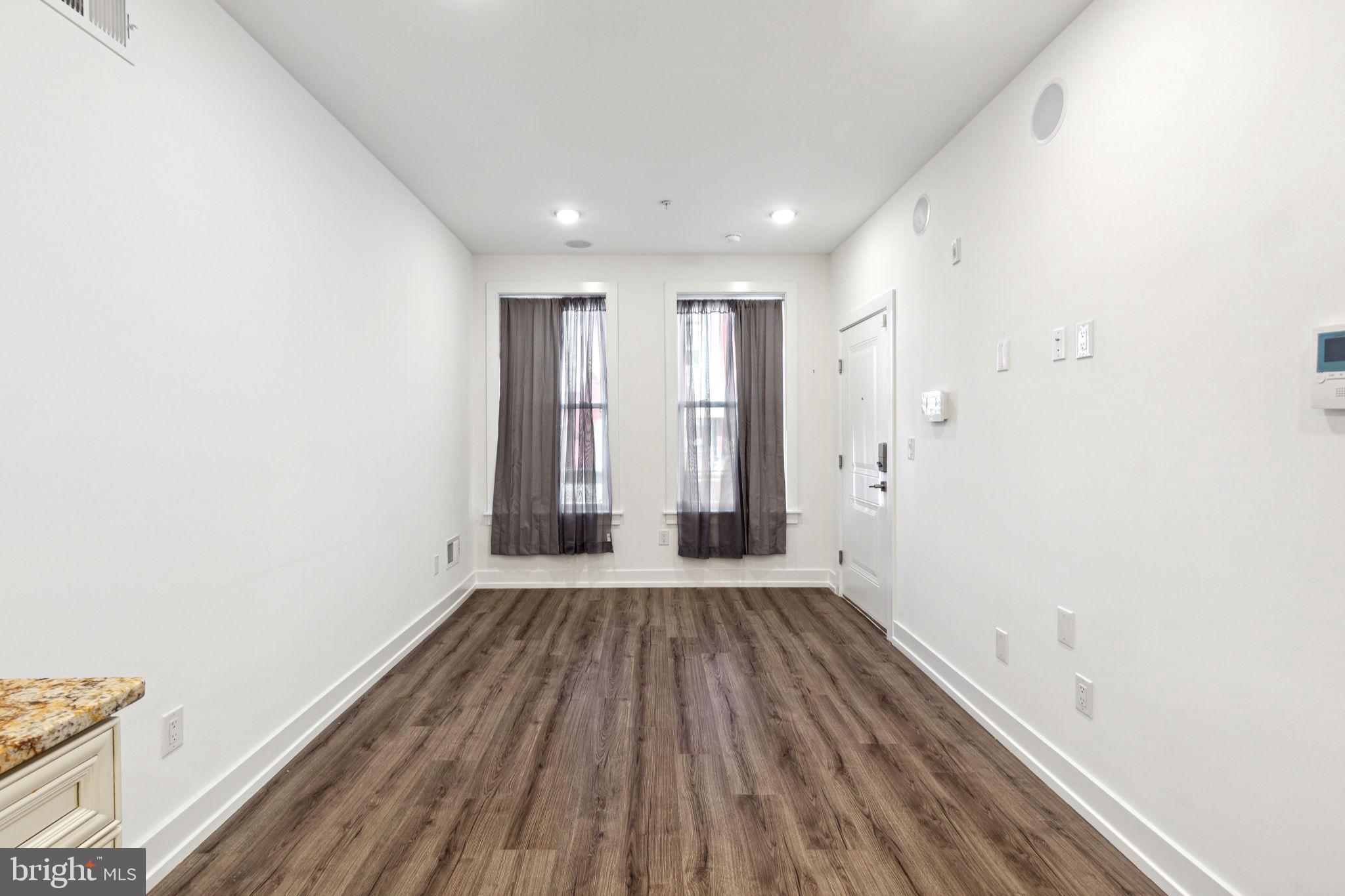 2513 N FRONT ST #1