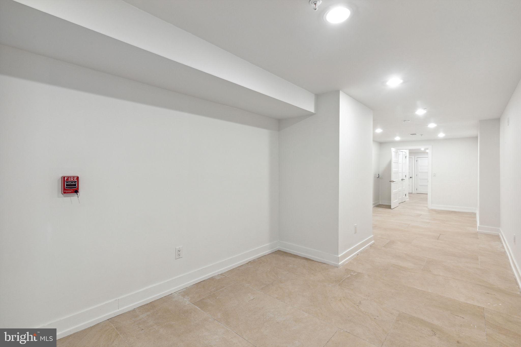 2513 N FRONT ST #1