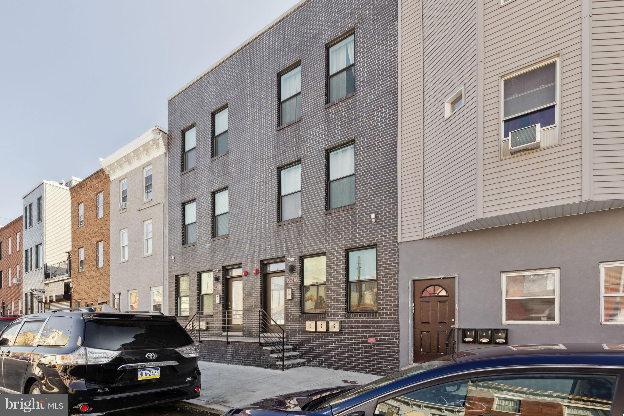 2513 N FRONT ST #1