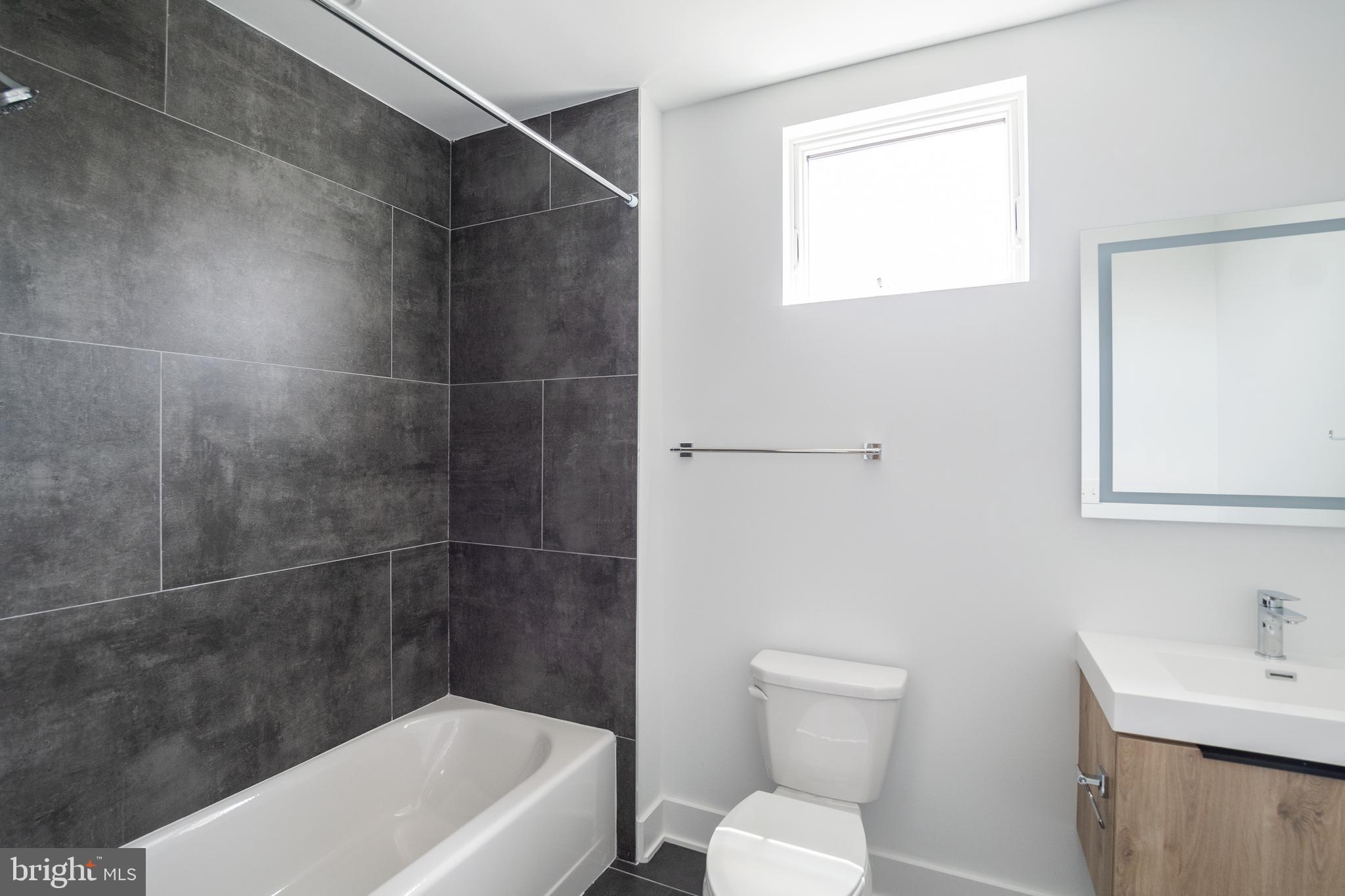 2235 WASHINGTON AVE #UNIT 301