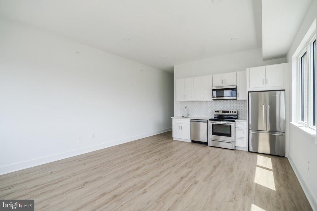 2235 WASHINGTON AVE #UNIT 301