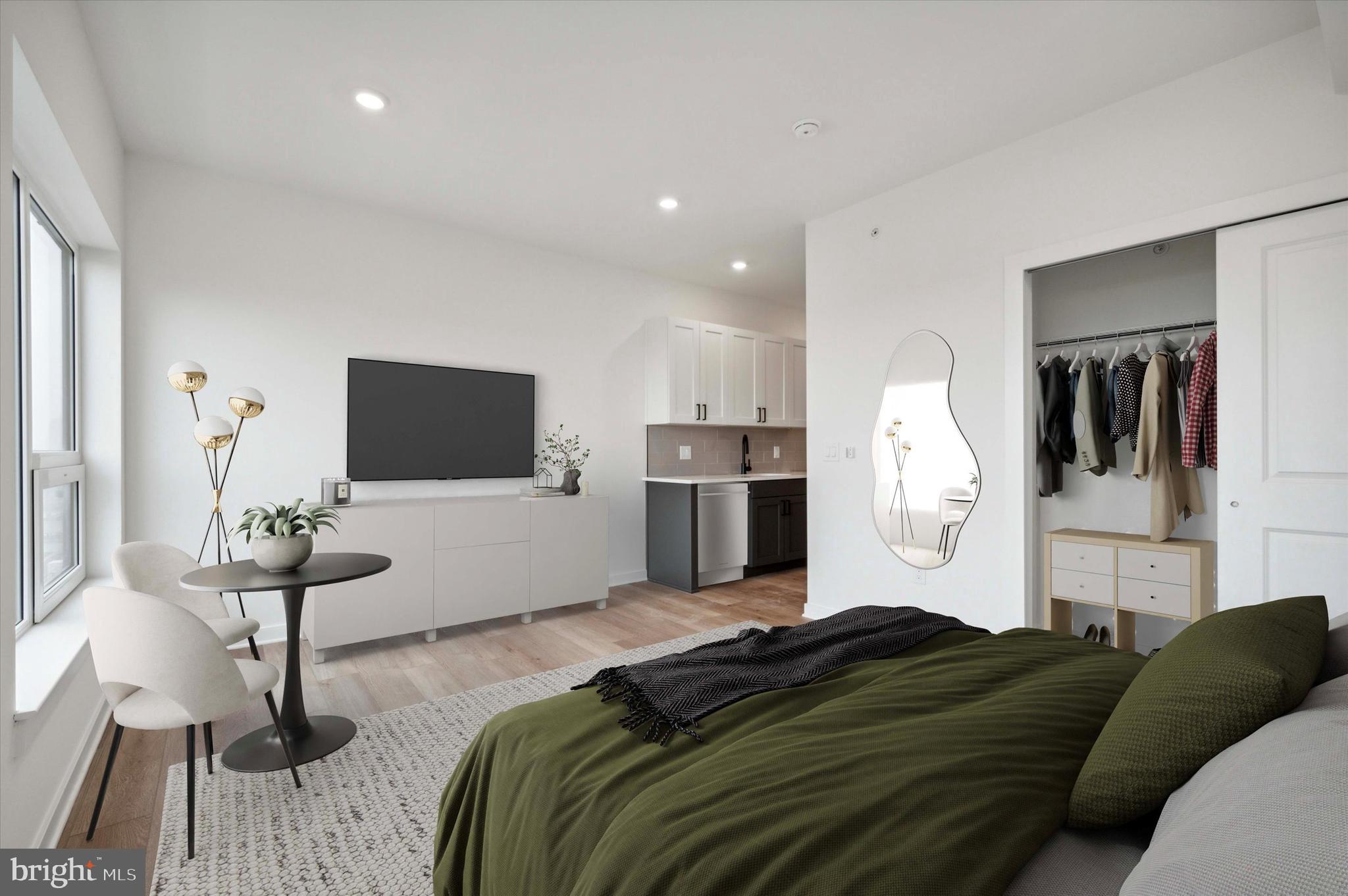 1900 N FRONT ST #215