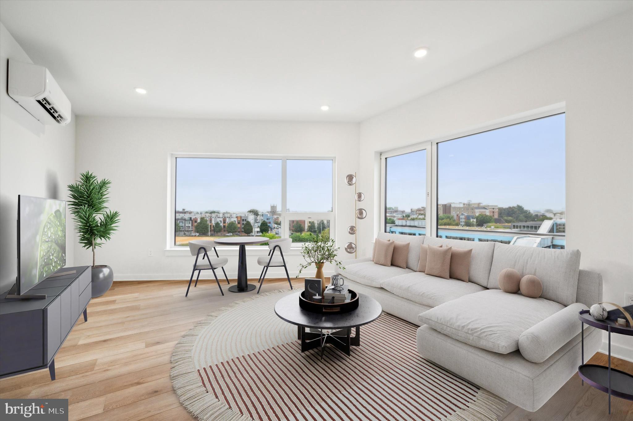 1900 N FRONT ST #215