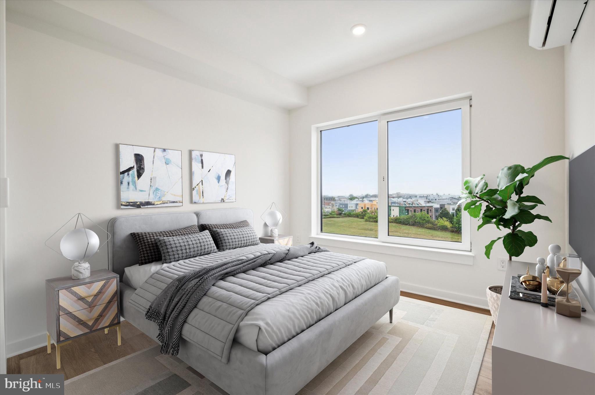 1900 N FRONT ST #215