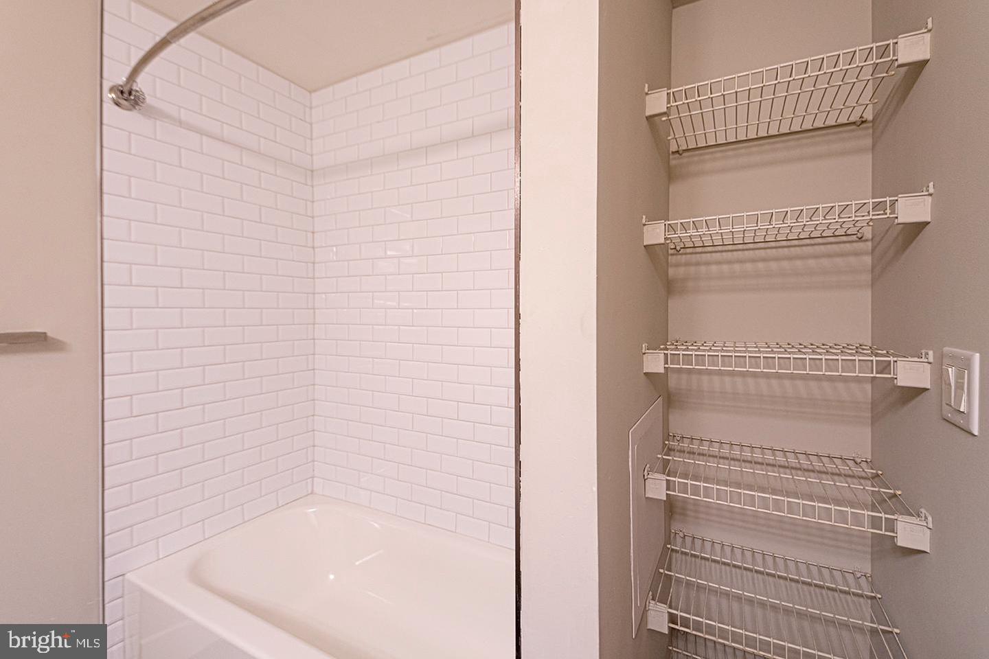 720 N 5TH ST #UNIT 215