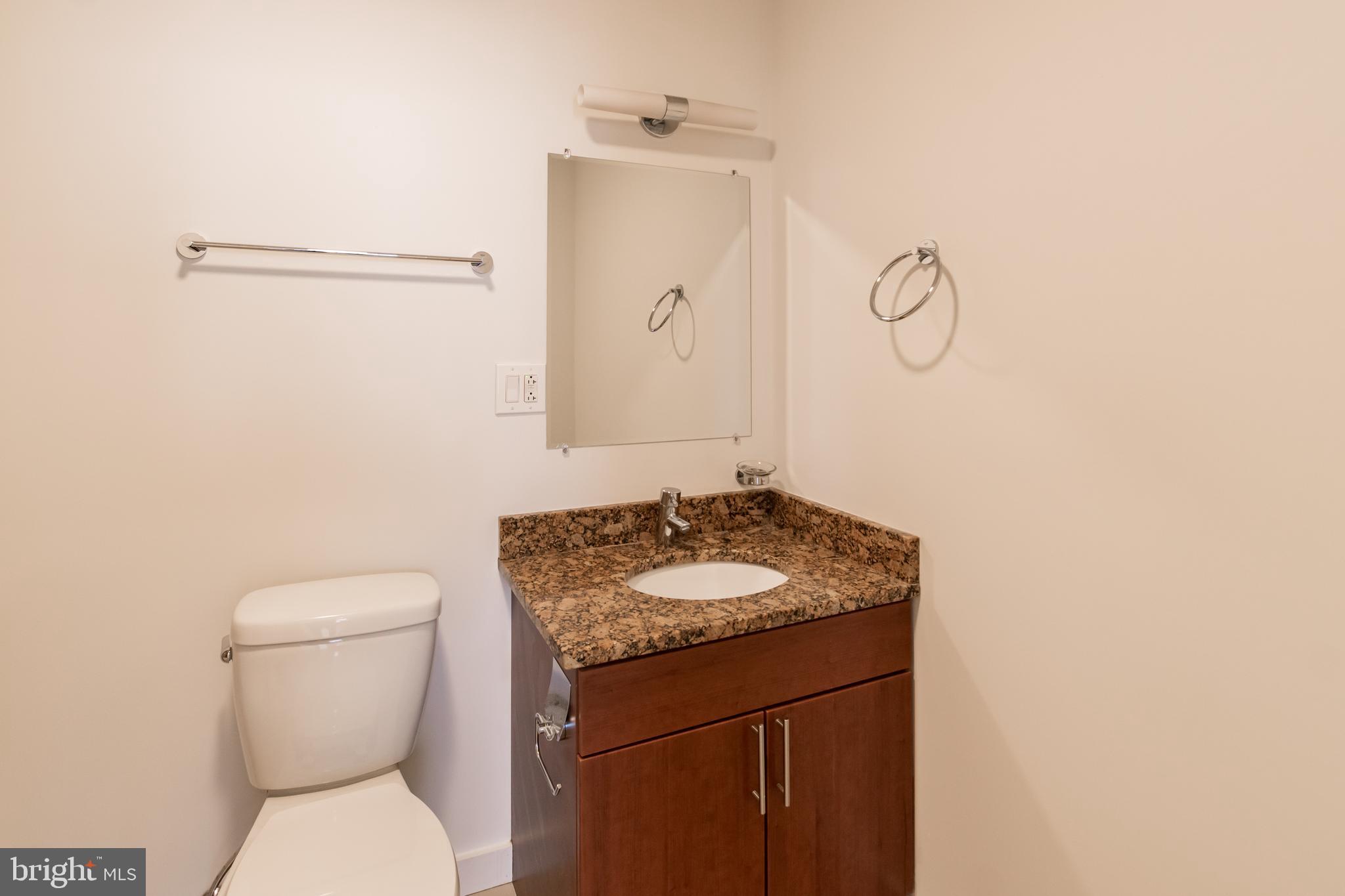 4 LEVERINGTON AVE #UNIT 301