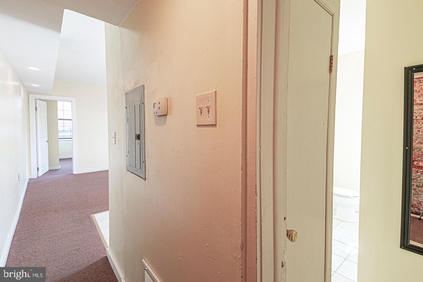 527 S 21ST ST #UNIT 2F