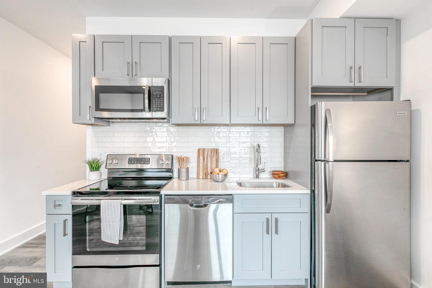 1524 SOUTH ST #UNIT 305