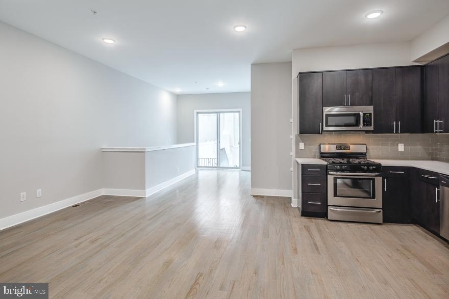 1607 CATHARINE ST #UNIT 1E