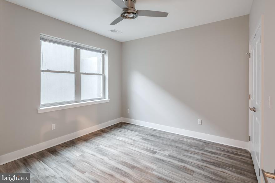 1607 CATHARINE ST #UNIT 1E