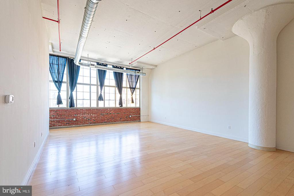 720 N 5TH ST #UNIT 409