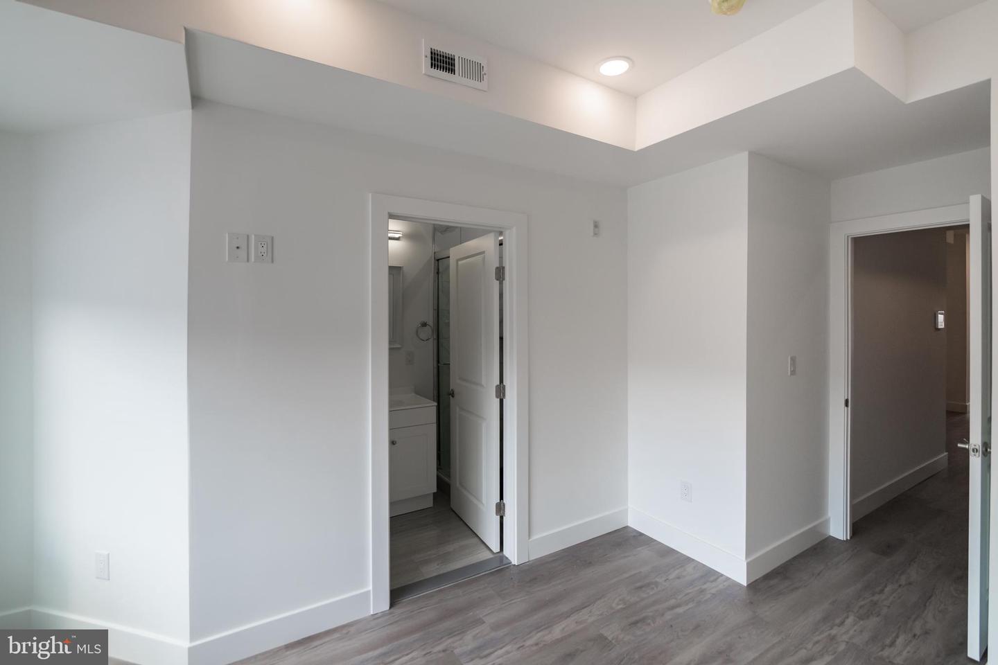 1711 SNYDER AVE #UNIT 2