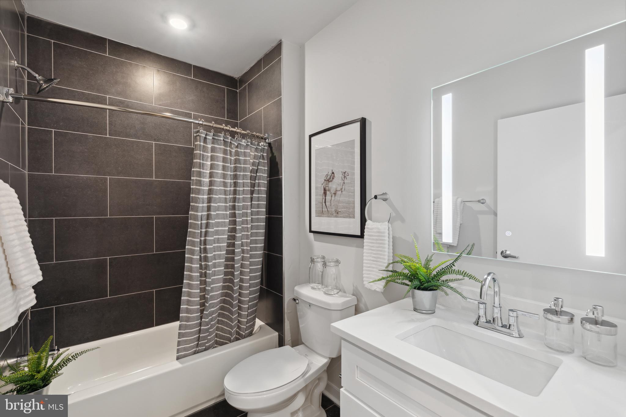 1330 S PATTON ST #UNIT 408