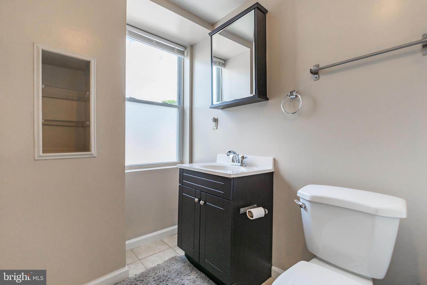 3826 LANCASTER AVE #UNIT 3