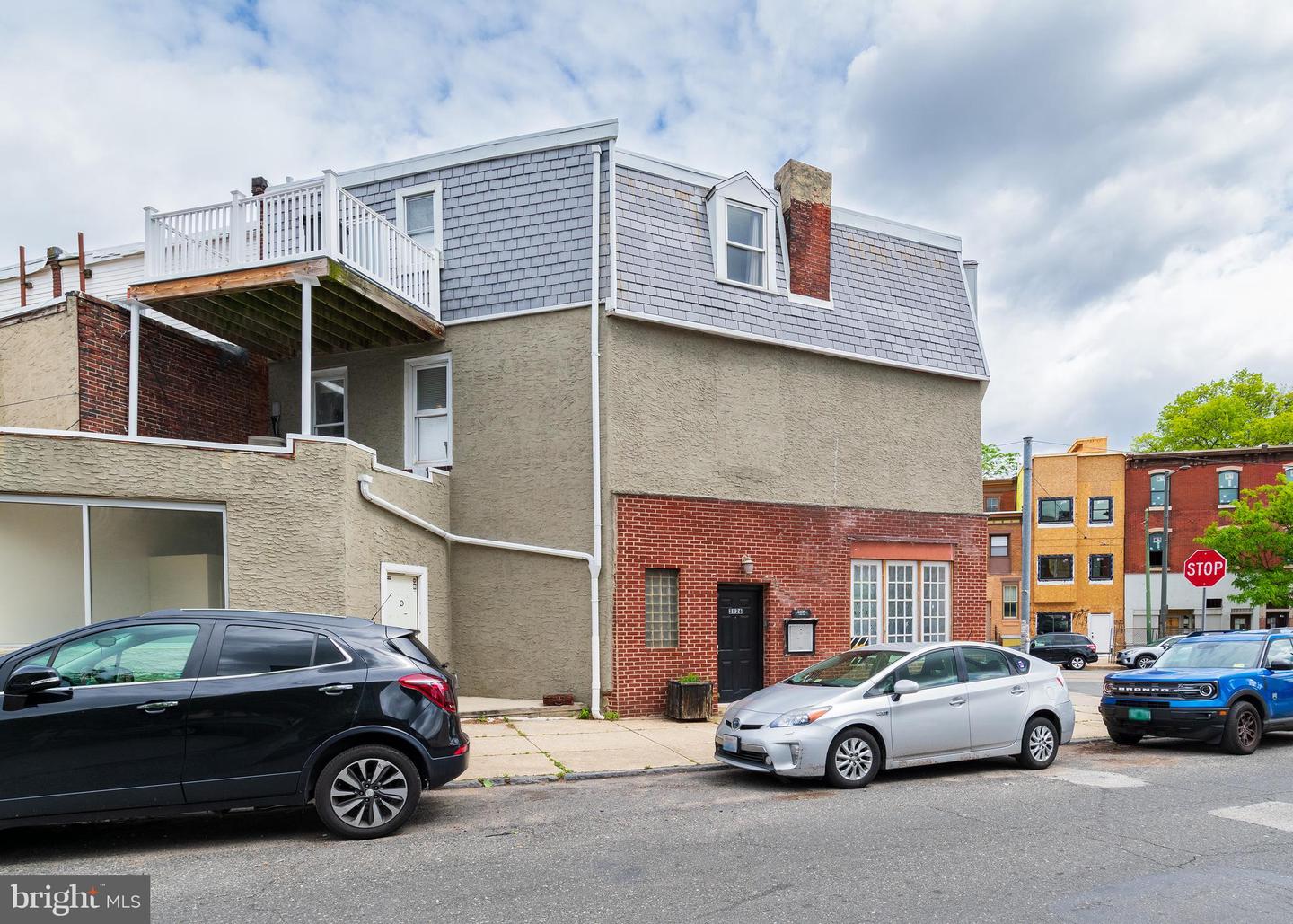 3826 LANCASTER AVE #UNIT 3