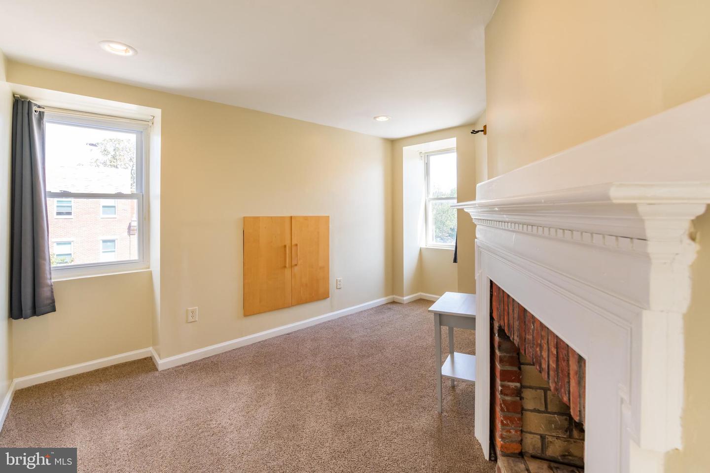 3826 LANCASTER AVE #UNIT 3