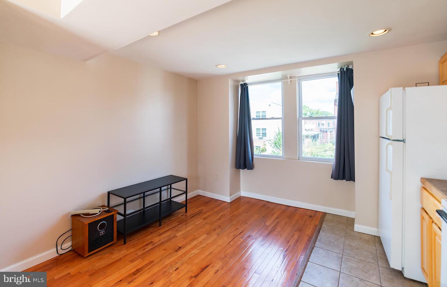 3826 LANCASTER AVE #UNIT 3