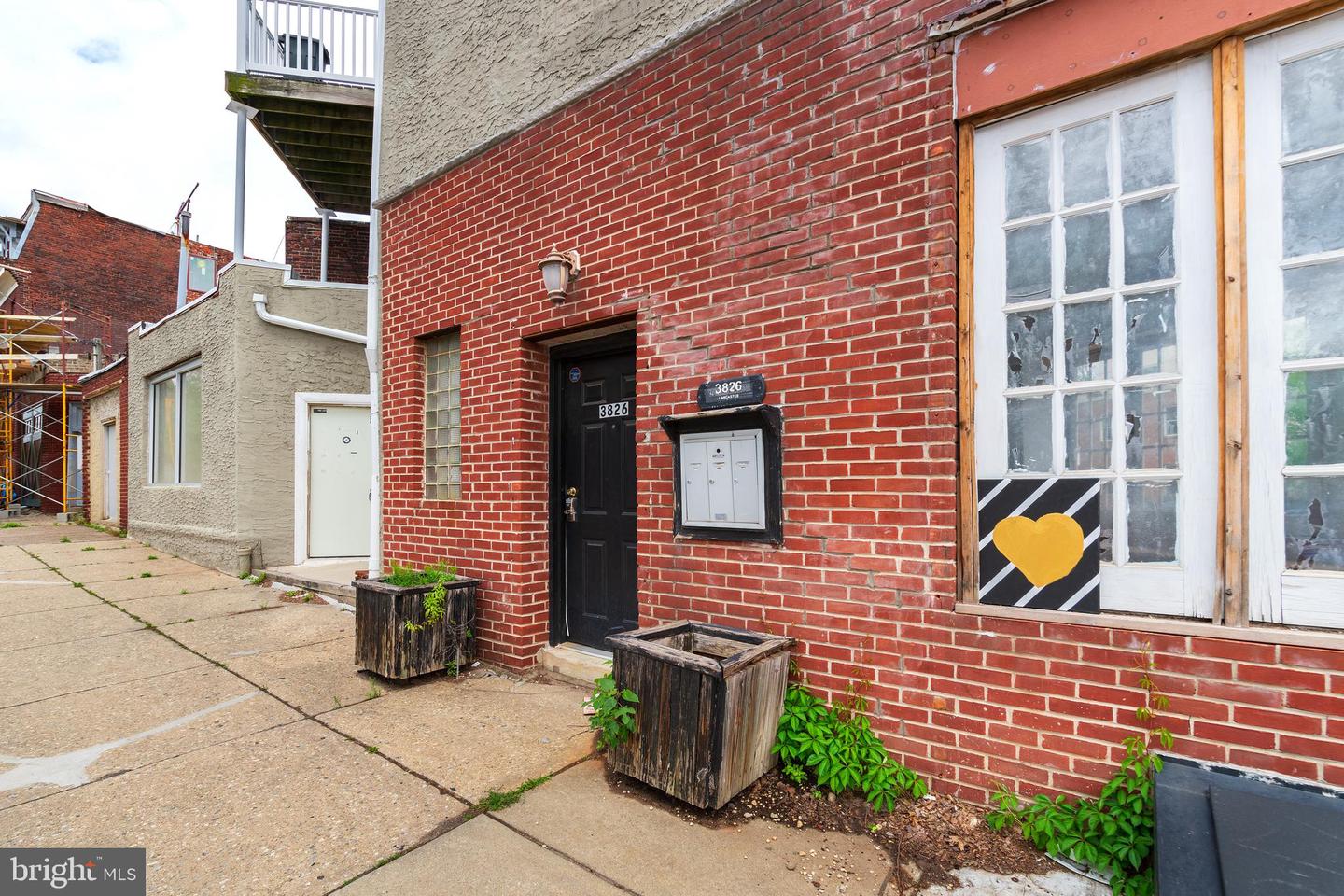 3826 LANCASTER AVE #UNIT 3