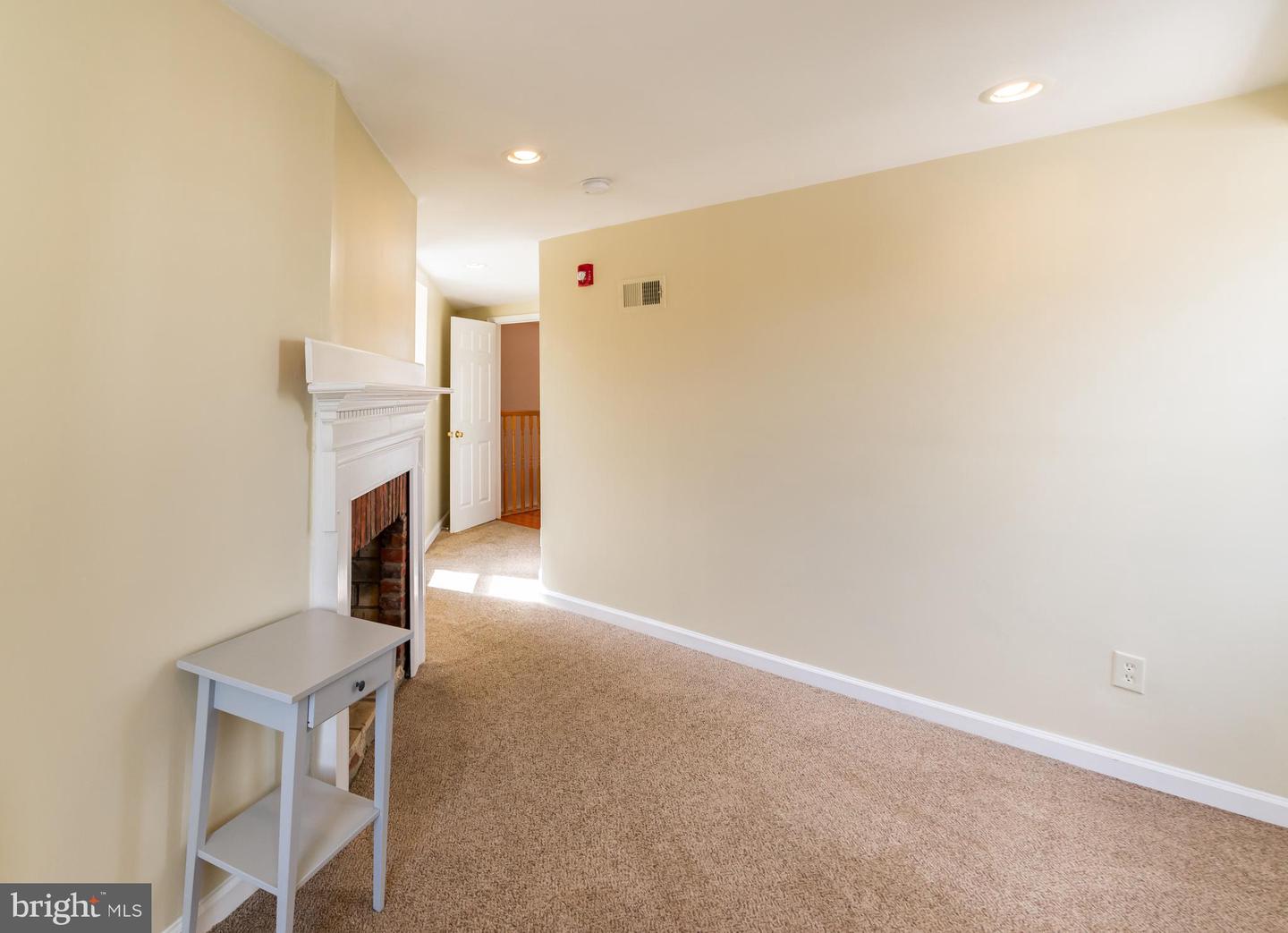 3826 LANCASTER AVE #UNIT 3