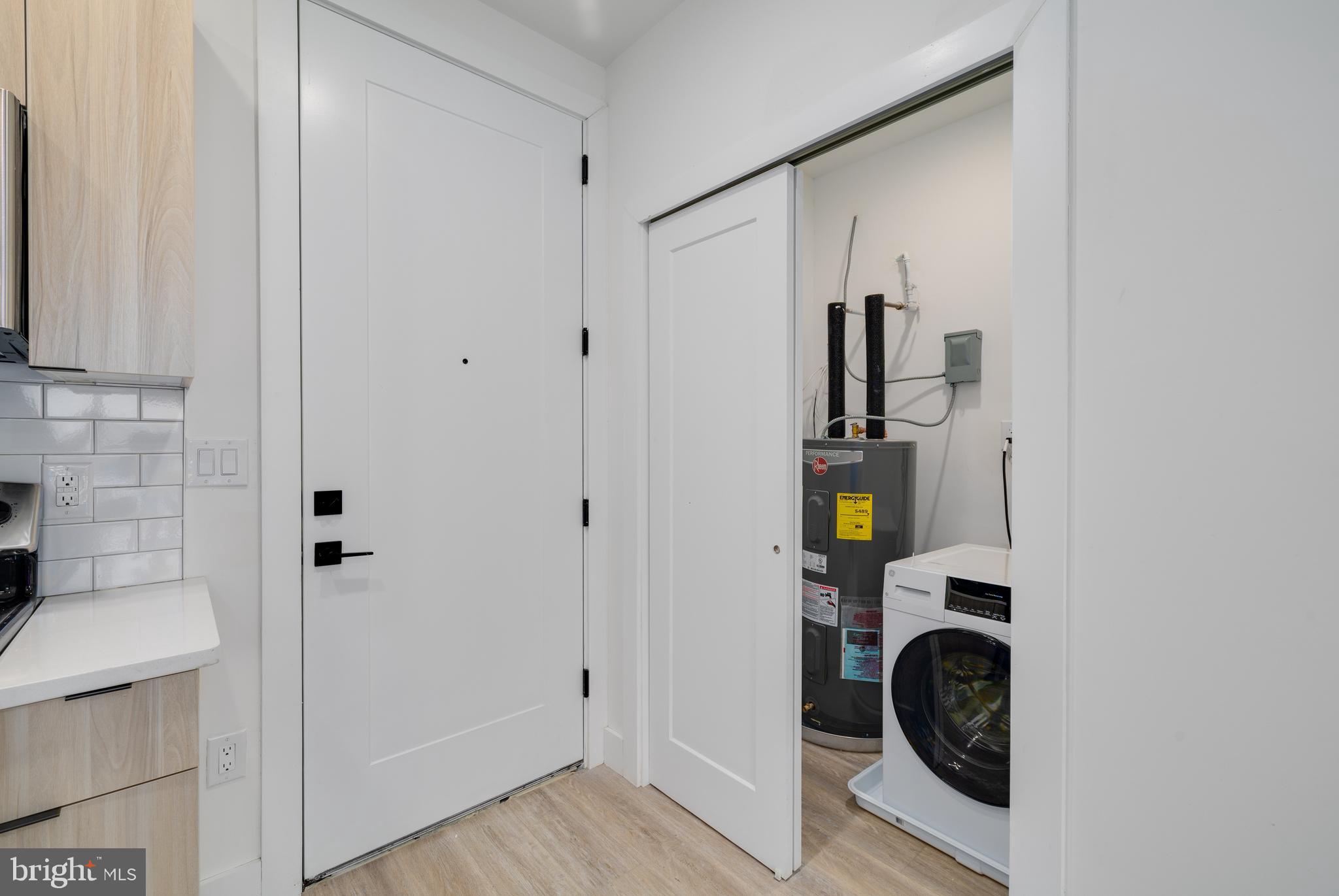 2400-18 E HUNTINGDON ST #611