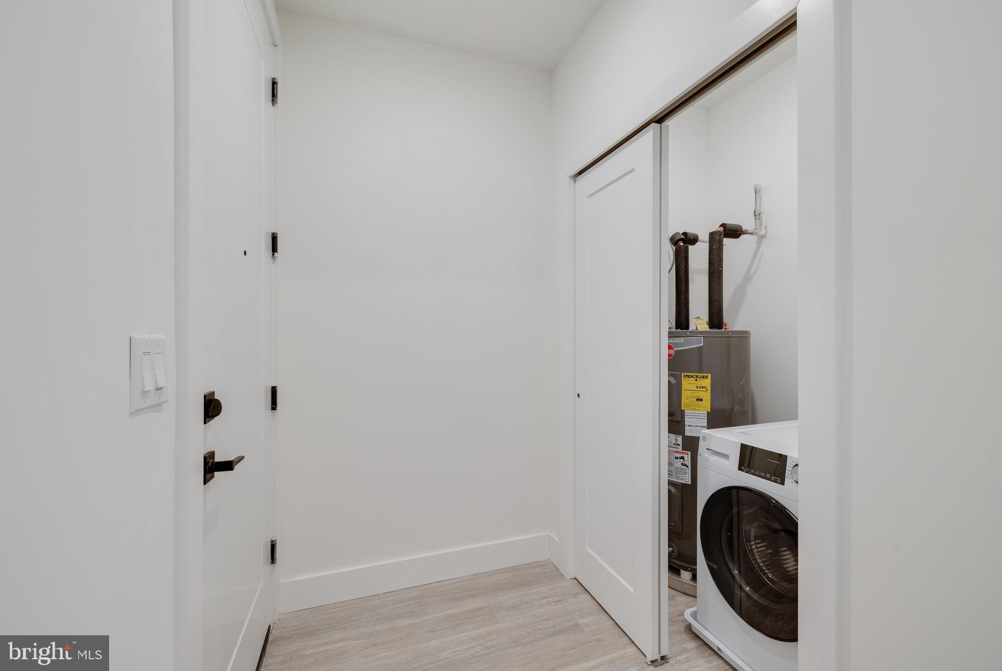 2400-18 E HUNTINGDON ST #706