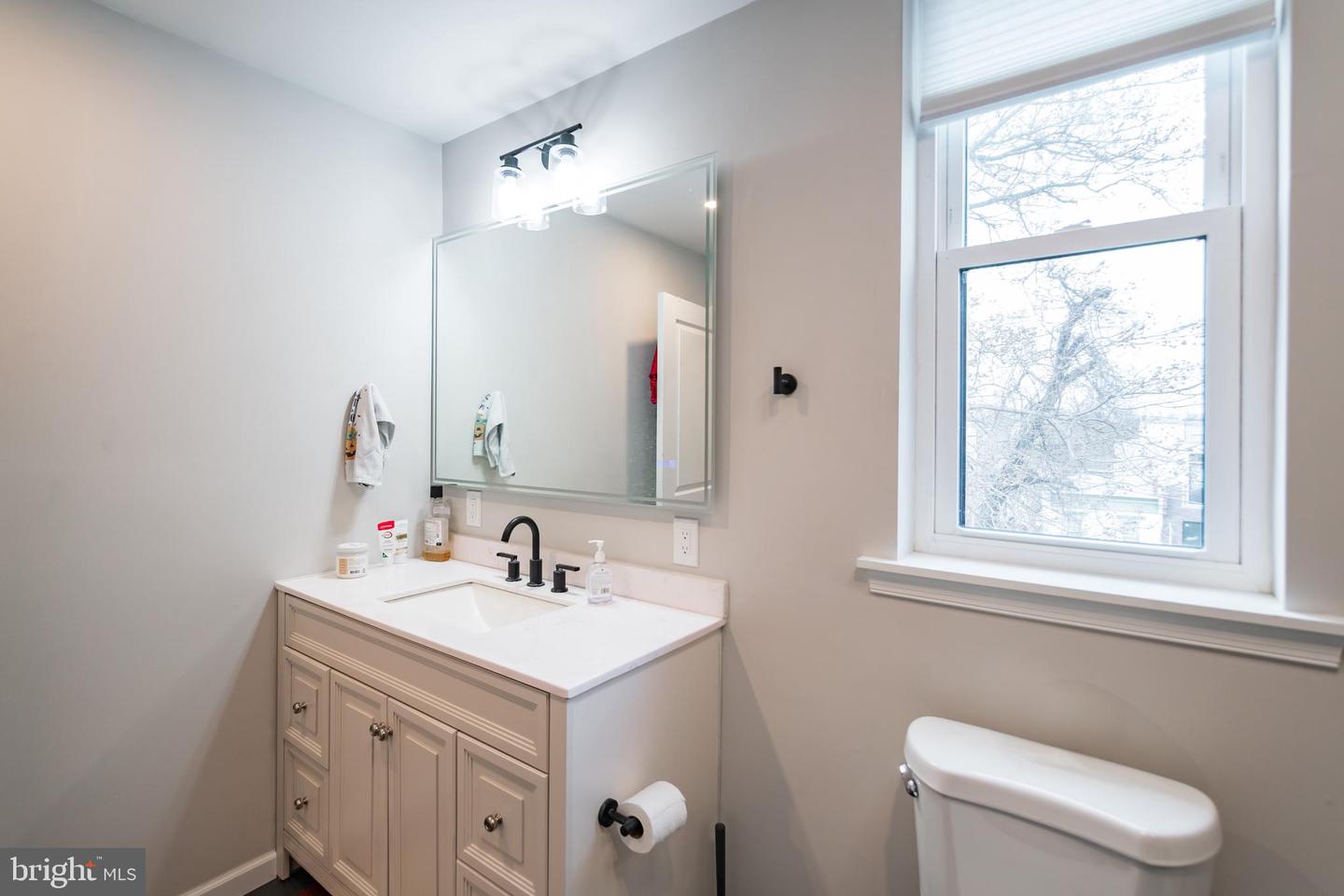 1256 N MYRTLEWOOD ST