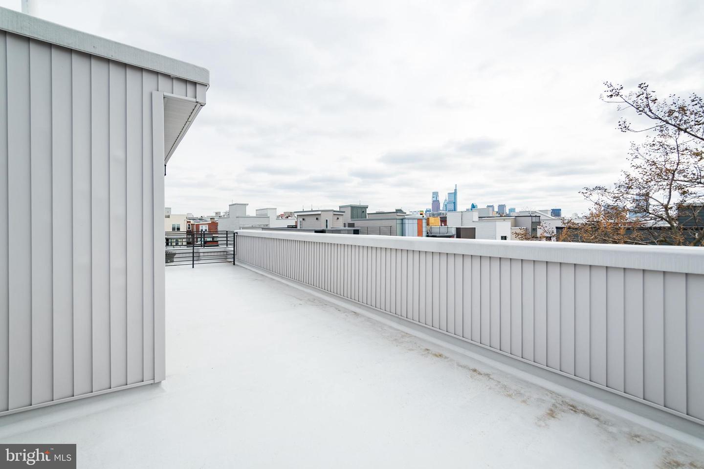 1256 N MYRTLEWOOD ST