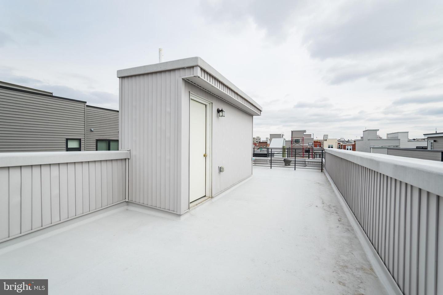 1256 N MYRTLEWOOD ST