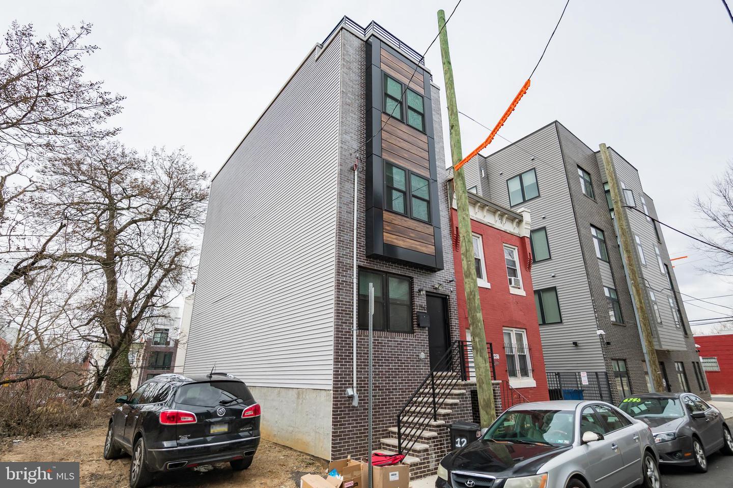 1256 N MYRTLEWOOD ST