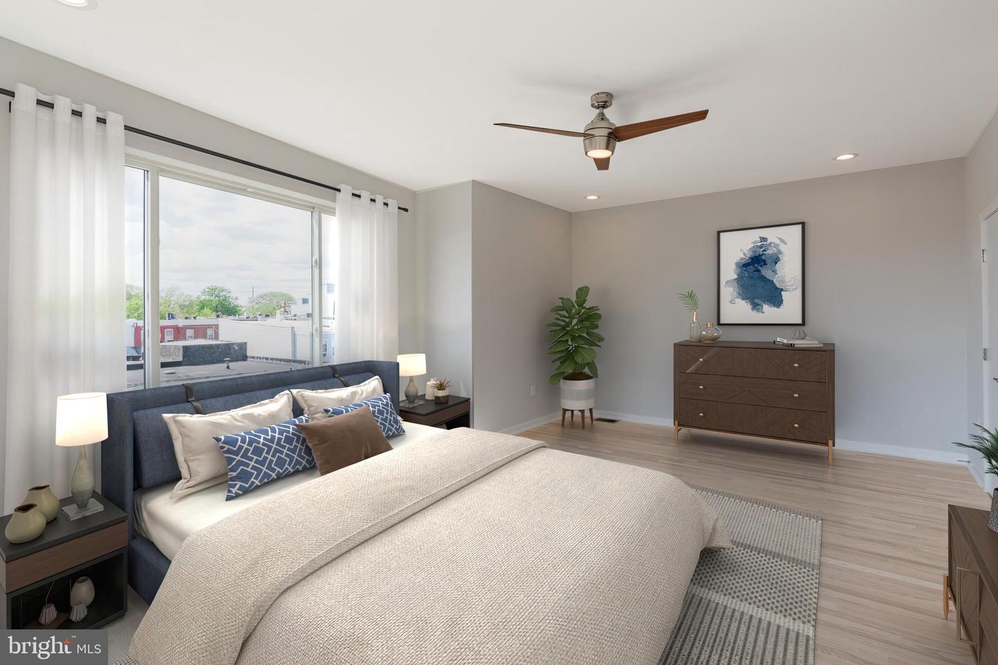 1350 S HOLLYWOOD AVE